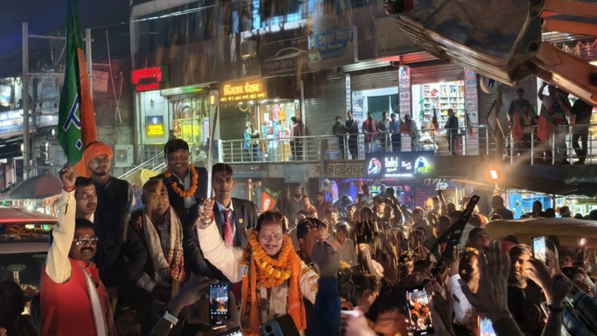 डिप्टी सीएम विजय सिन्हा के स्वागत जुलूस में हर्ष फायरिंग का वीडियो वायरल, विपक्ष ने कानून-व्यवस्था पर सवाल उठाए