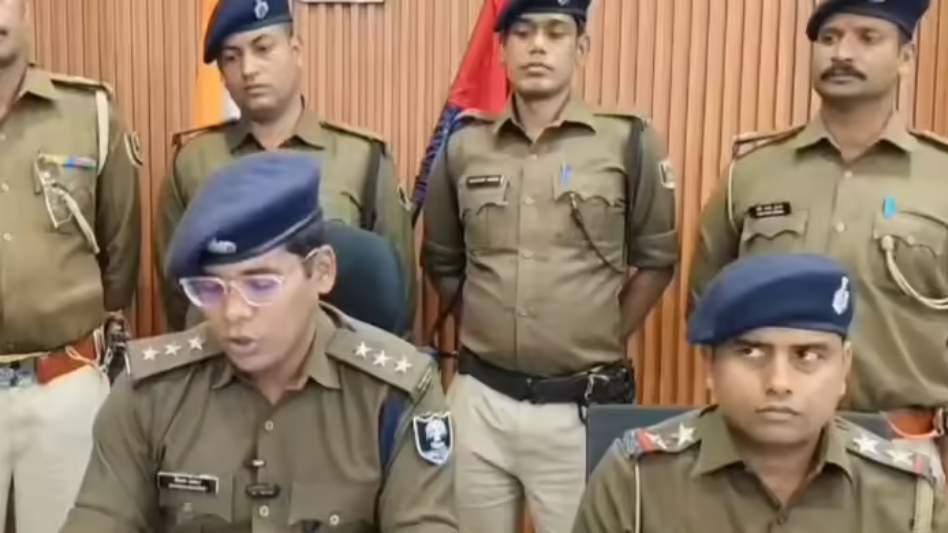 Bihar: मनेर में आतंक का पर्याय बने रामबाबू राय और वकील राय गिरफ्तार, स्थानीय लोगों ने ली राहत की सांस