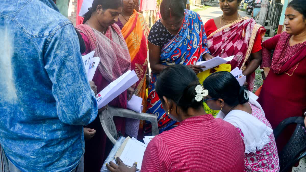 चुनाव आयोग ने 12 राज्यों में SIR की समय-सीमा 7 दिन क्यों बढ़ाई?